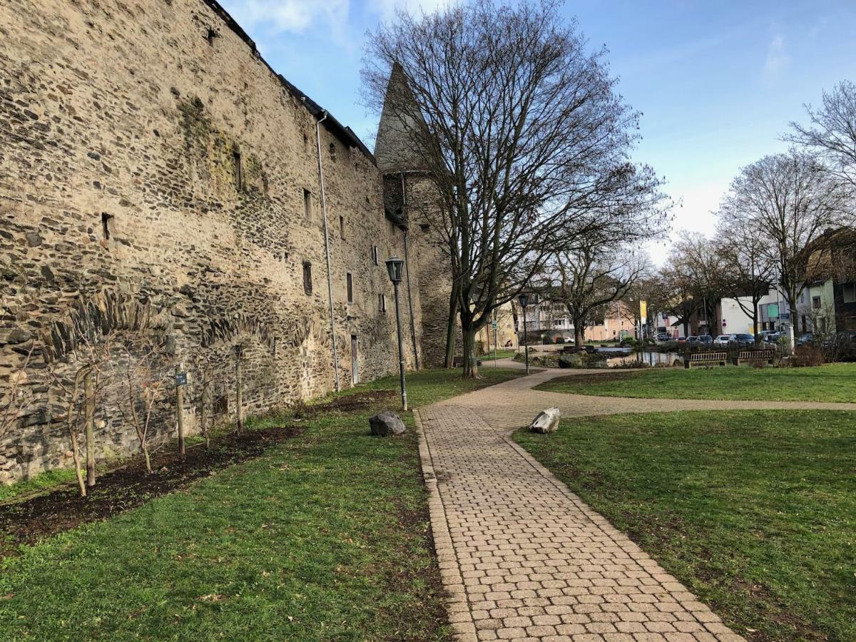 Ferienwohnung "Am Ochsentor" Andernach Ngoại thất bức ảnh